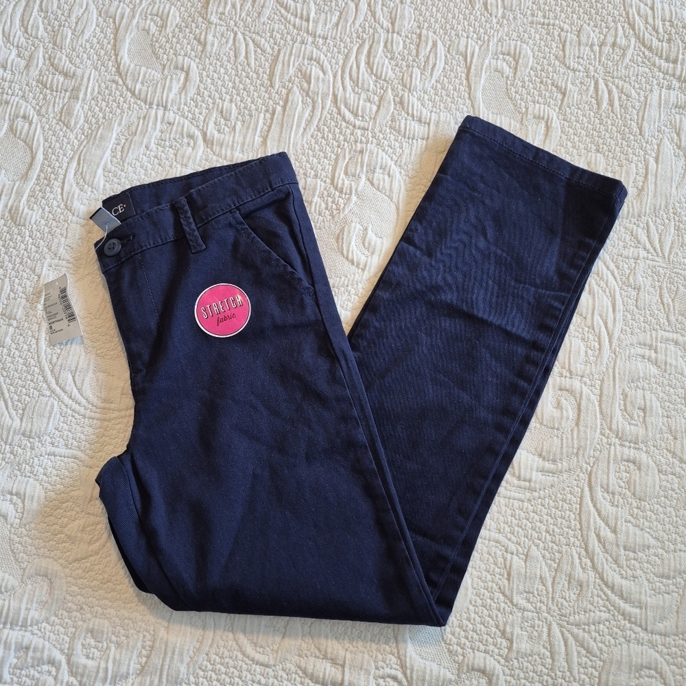 Children's Place girls size 8 plus chino, 2 front pockets, adjustable, stretch